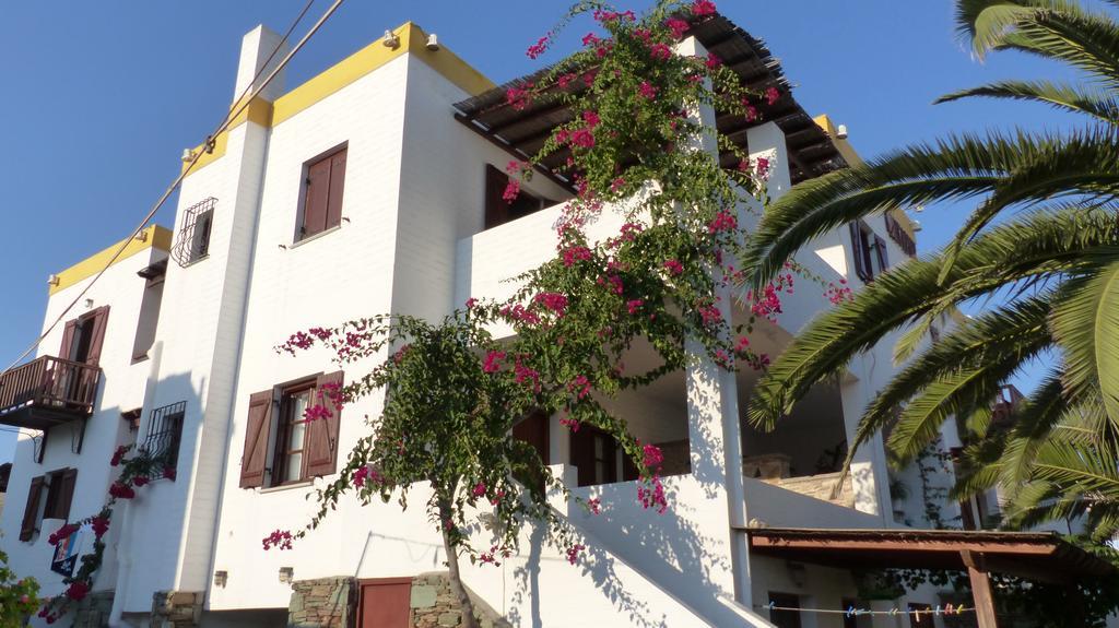 Ligaries Aparthotel Κίνι Εξωτερικό φωτογραφία